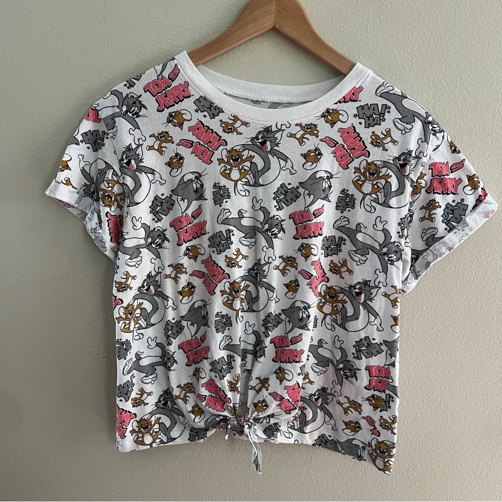 Tom & Jerry Cropped T-Shirt, Size L, EUC